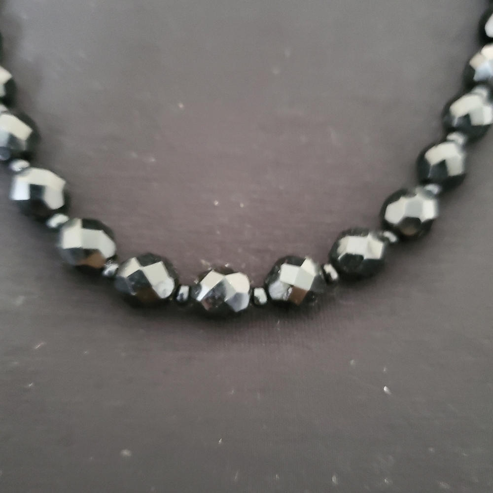 Necklace - Picture 2 of 4